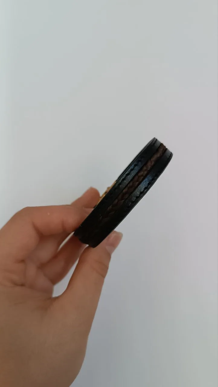 دستبند چرمی با مو و حکاکی