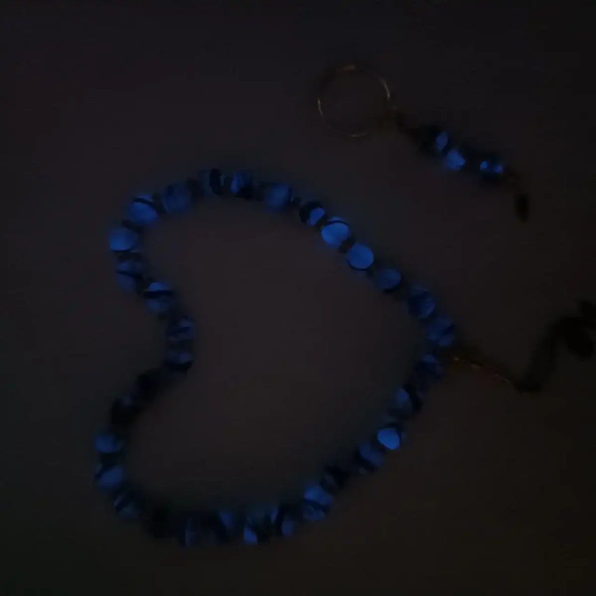 تسبیح با خاک مزار