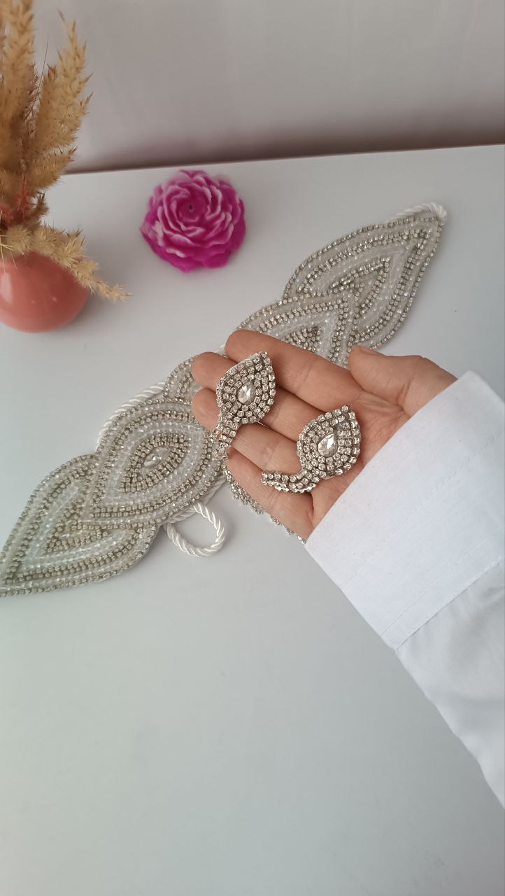 ست کمربند و سرآستین با طراحی ماندگار