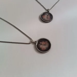 گردنبند حرارتی دایره‌ای نقره‌ای رنگ ثابت و زنجیر ساده