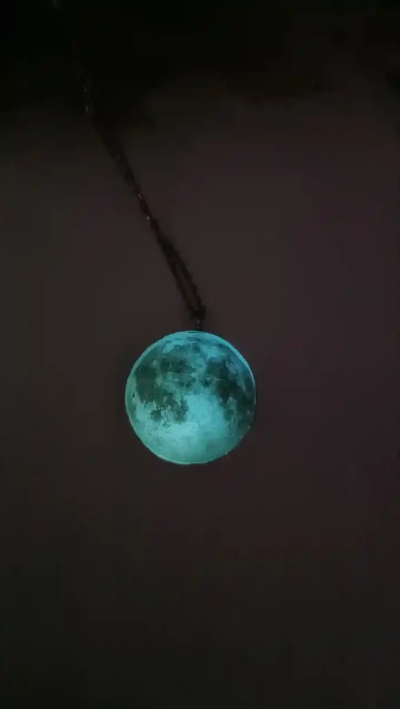 گردنبند ماه شبتاب